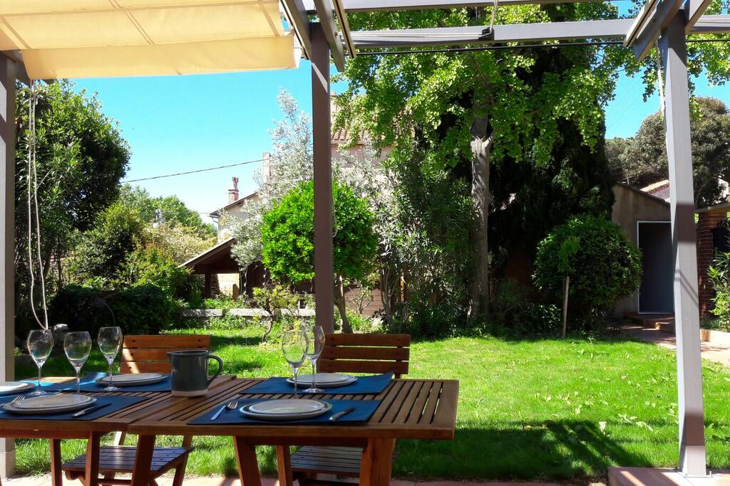 Idéal pour un déjeuner en terrasse