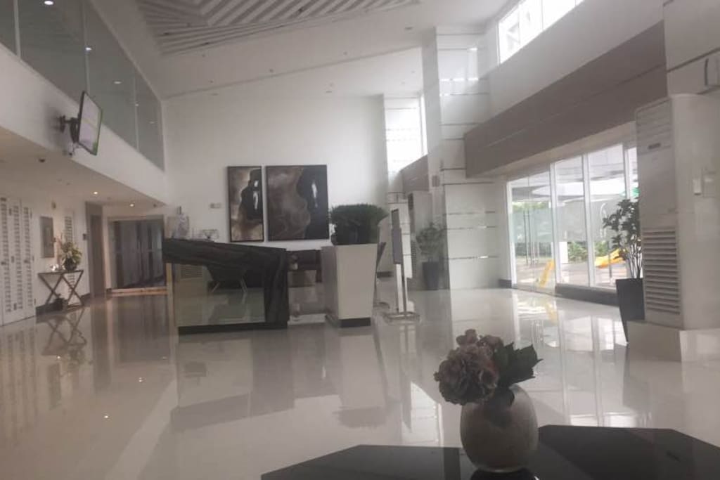 Building lobby with wifi