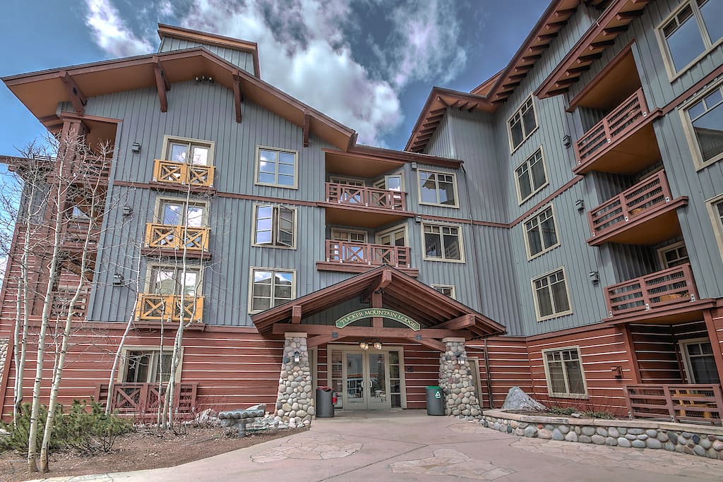 The main entrance to Tucker Mountain Lodge. Your deck faces the mountain and is the highest deck above the entrance to the building.