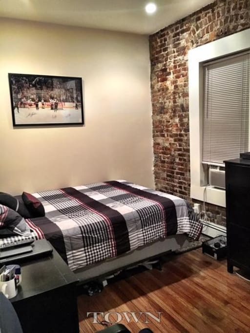 Bedroom 2 with Queen Bed