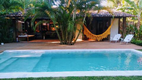 Nearby charming home
da Praia e do Centrinho