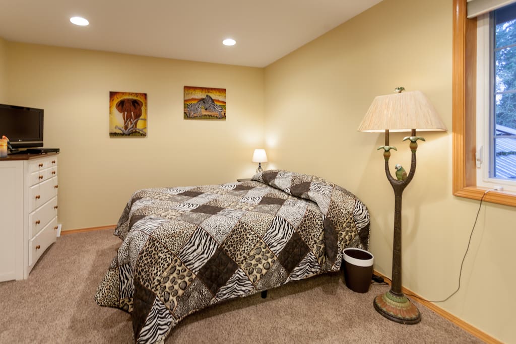 Primary guest room
