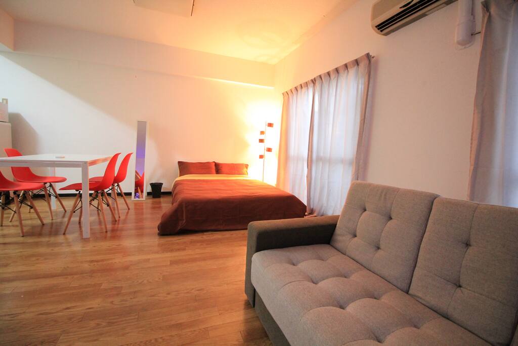 Cozy apartment.Powerful AC.