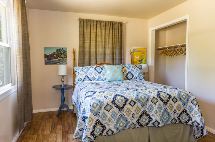Artist Cottage in Paso Robles Wine Country