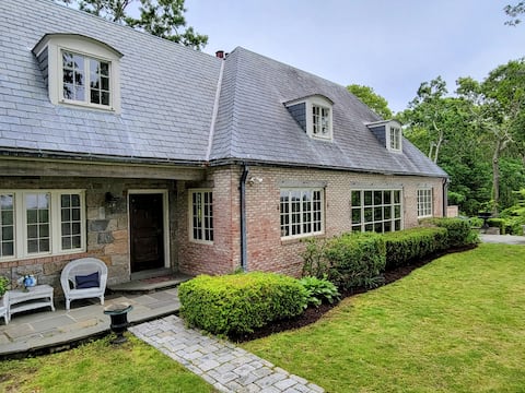 8 bedroom seacoast manor with amazing views!