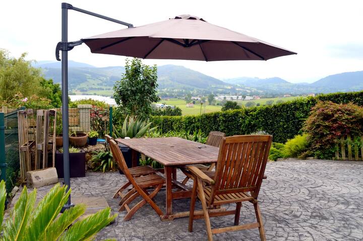 Casa Entera Junto Al Parque De Cabarceno Casas Rurales En Alquiler En Penagos Cantabria Espana
