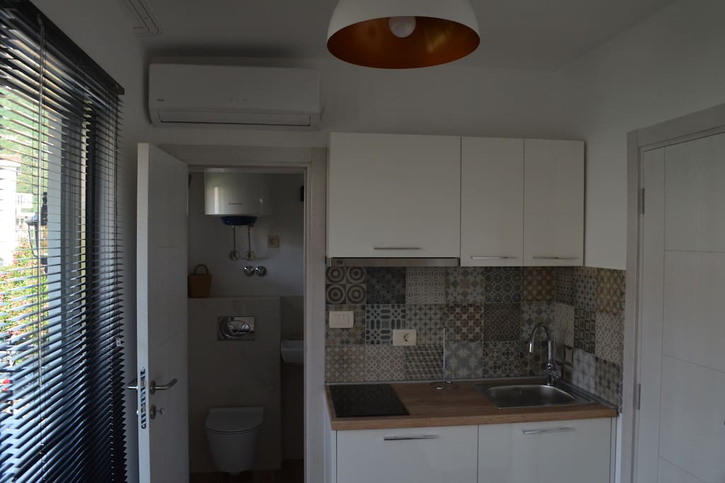 Kitchen / daytime