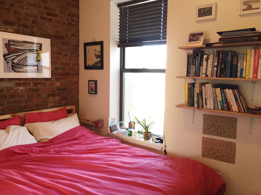 Queen size bed