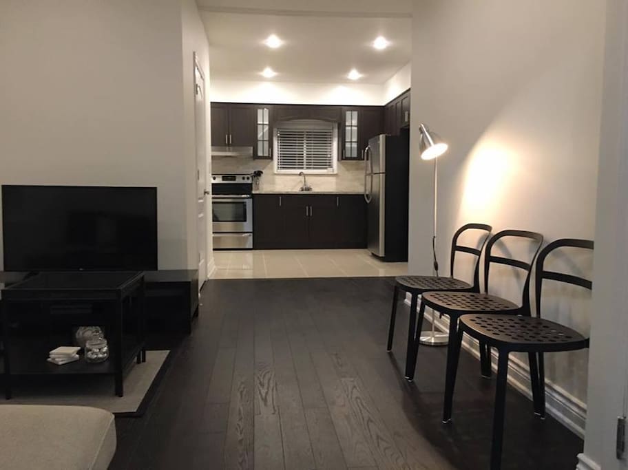 Newly-Renovated Apartment on Main Floor