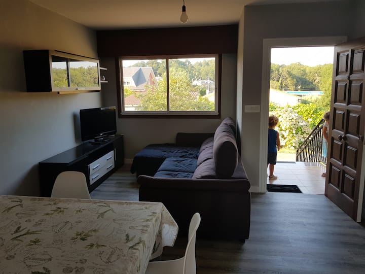 Agradable Casa Con Piscina, En La Coruña - Sada