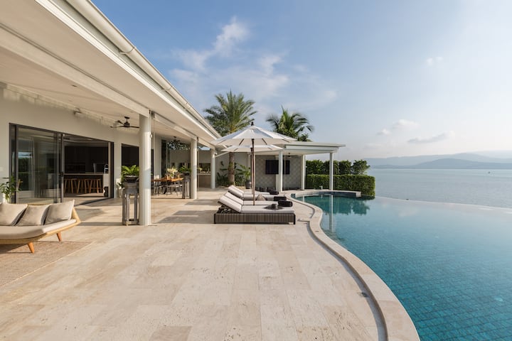 Samui’s Most Luxurious Private Beach Villa