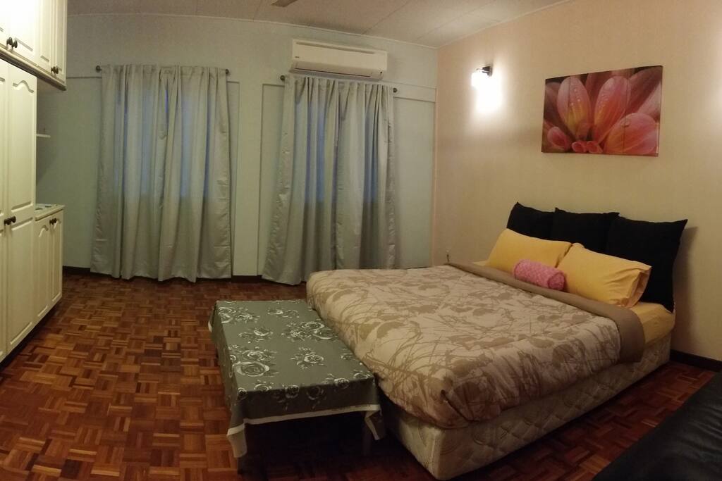 Love room, with an attached balcony