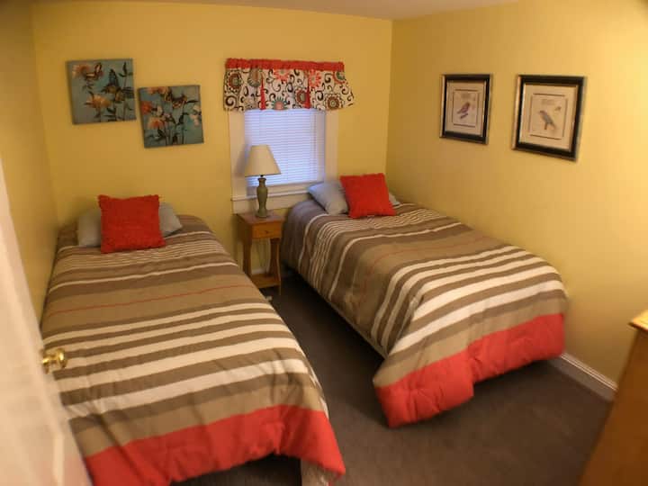 Piso 2 habitaciones 2 camas individuales