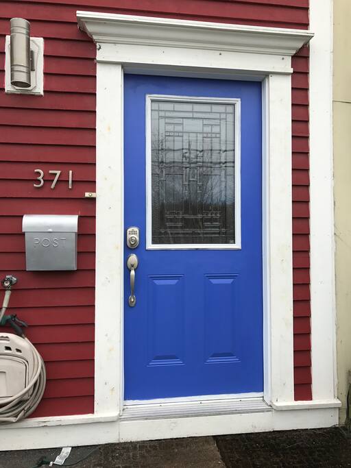 Tradition meets modern in this 5 year old row house.