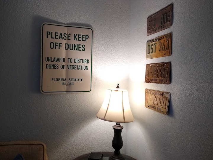 海滩复古装饰营造出宁静的环境。