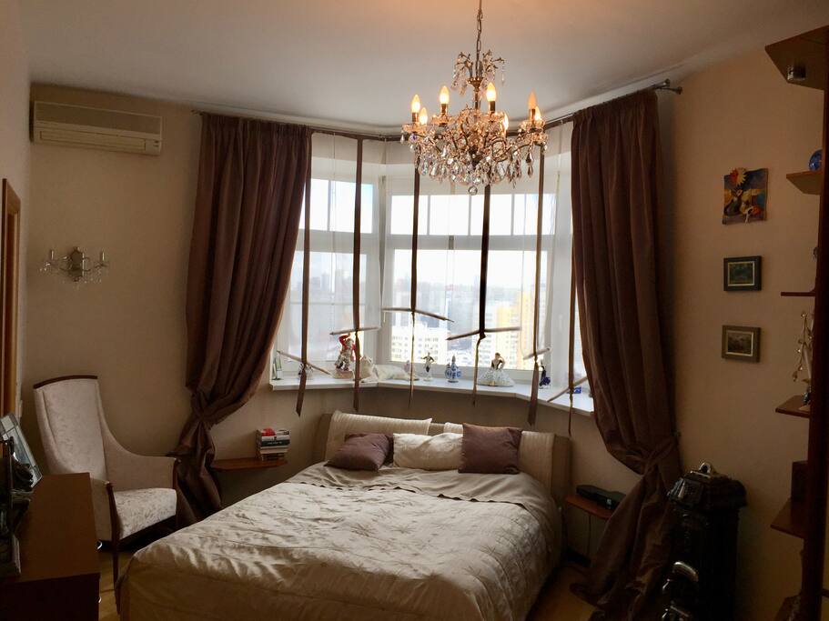 bedroom 1 (спальня 1)