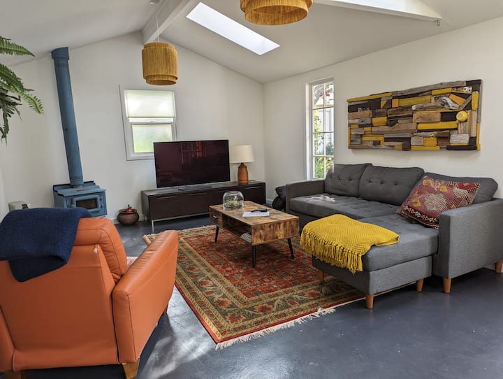 The Courtyard Cottage - Langley, WA