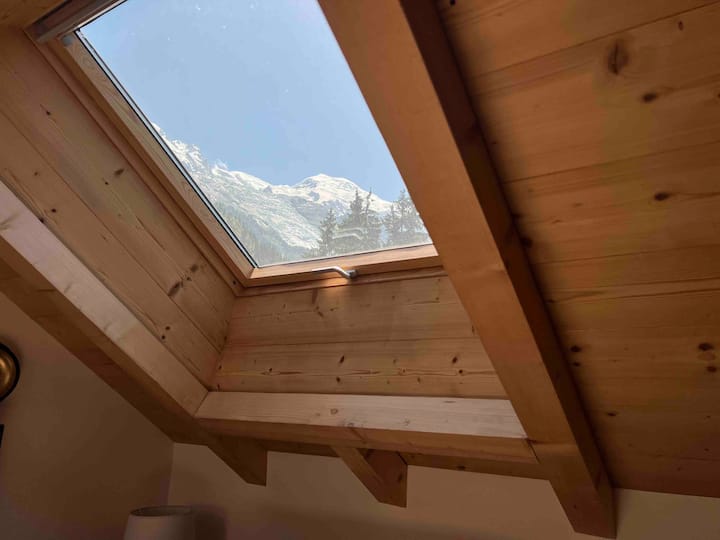 إطلالة على جبل بلان 