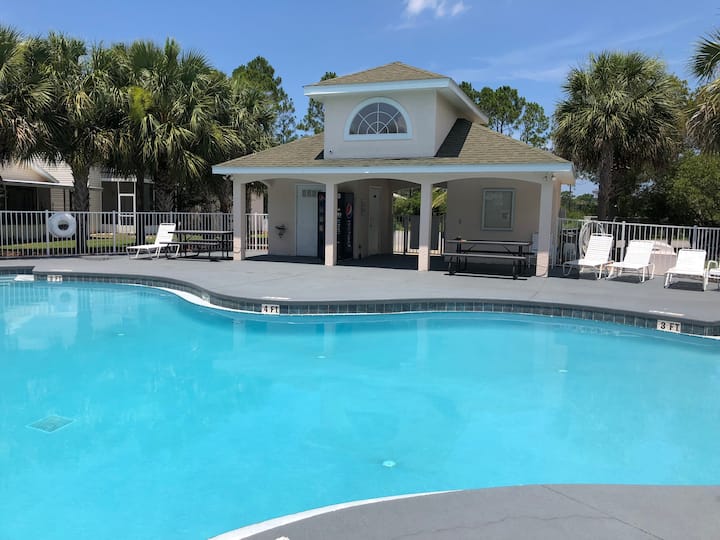 $99 April Nights | 2 Pools | Beach Gear | 21+