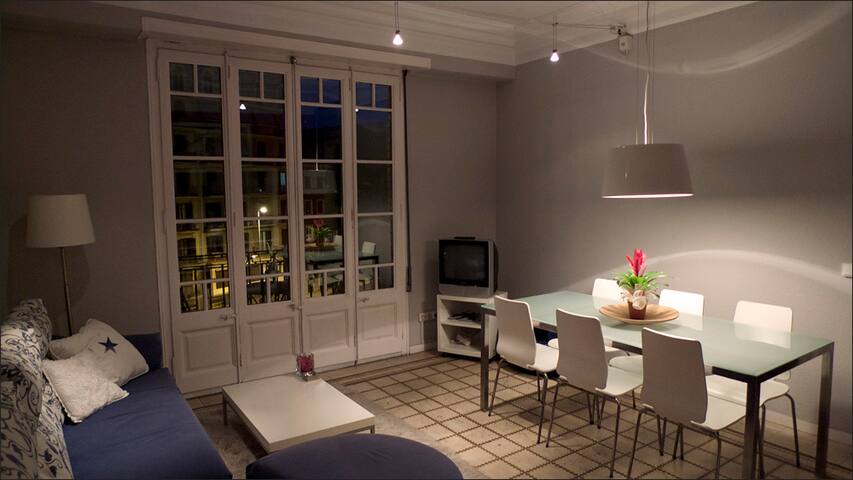 sunny, large room in sagrada família