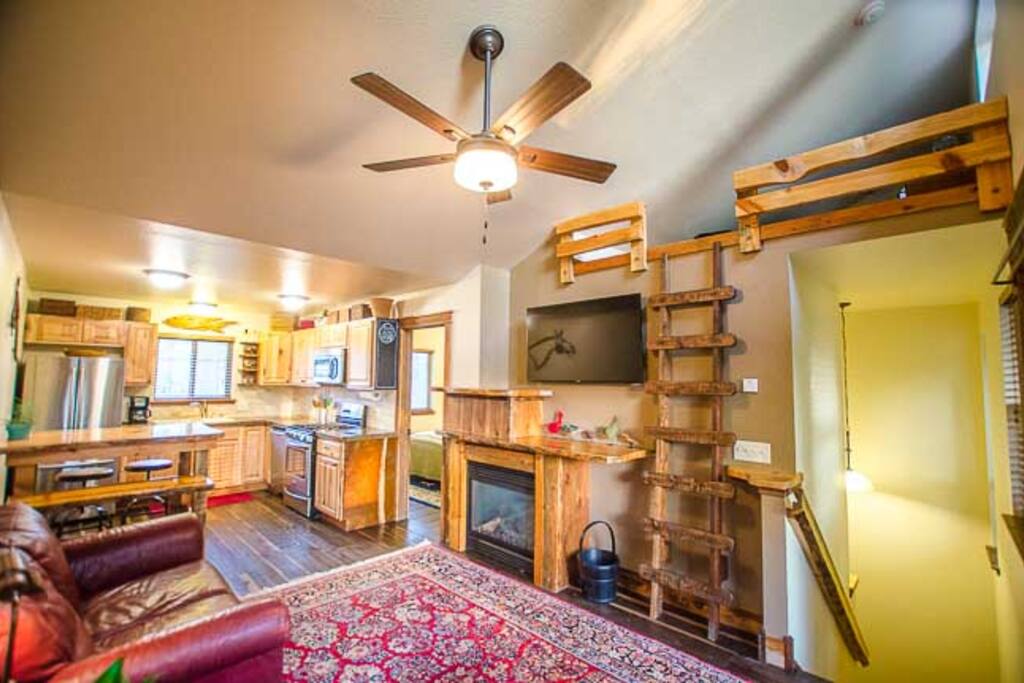 Living Room w/Loft