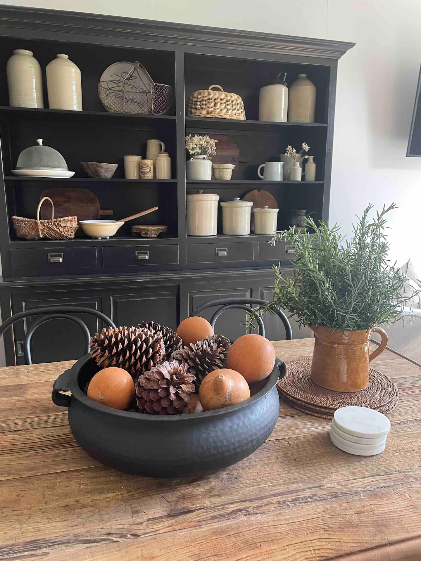 Stylish Black Cottage For Two- Okoroire 3