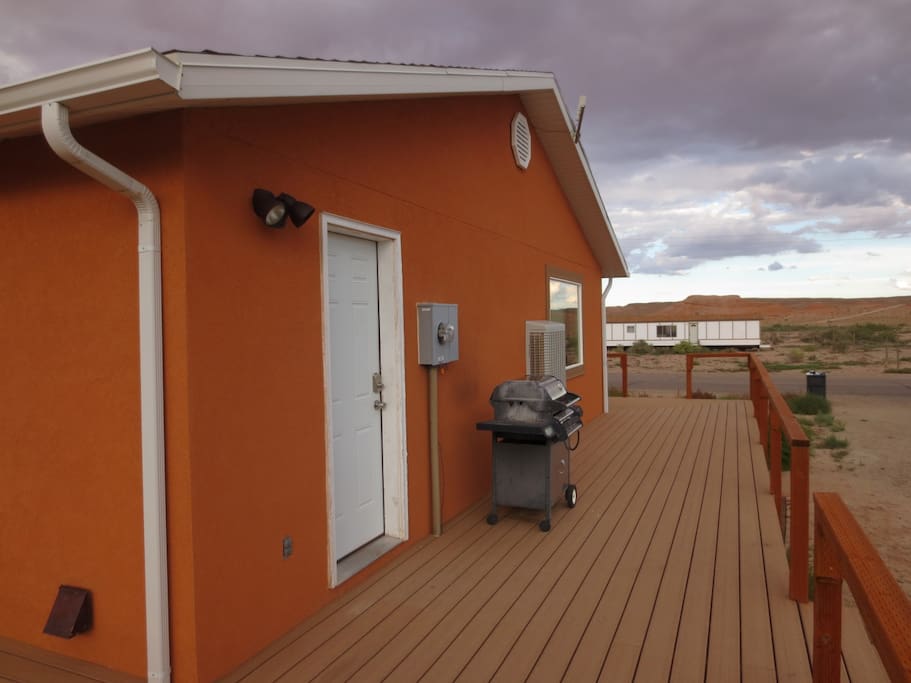 Nice wraparound deck