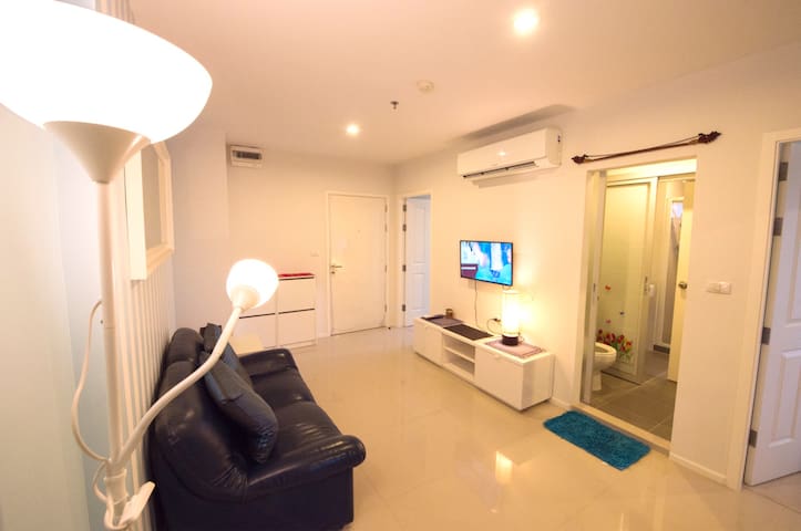 2 Bedroom,wifi,5mMRT&Shopping Mall