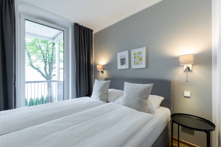 HERA – 2-bedroom apartment in Munich city center gallery image 5
