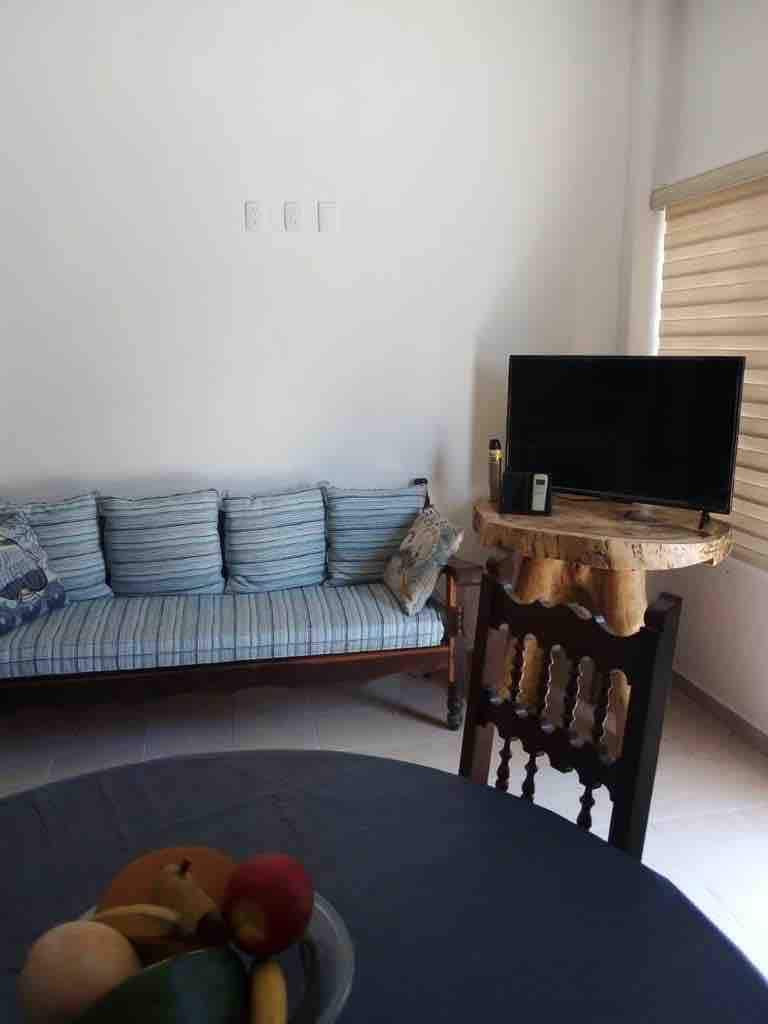 Anuncio de Airbnb popular: Apartment 1 Maleconcito del Sol, Barra de Navidad en Barra De Navidad