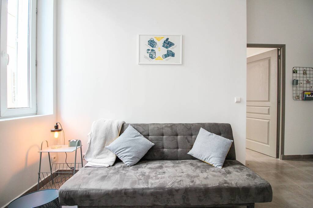 Cosy space