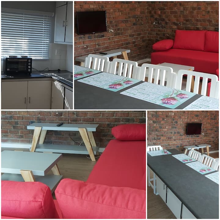 @Mulberry Cottage Self-catering Private Unit - Bloemfontein