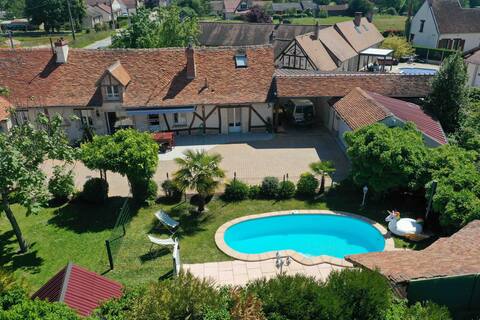 Châteaux & Beauval: The Villa Eribelle with swimm