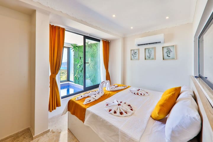 Mimoza Suit;havuzlu,jakuzili,deniz Doğa Manzaralı - Kalkan
