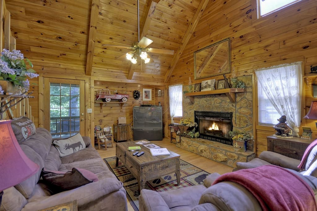 Living Room with a Gas Log Fireplace and two Recliners
