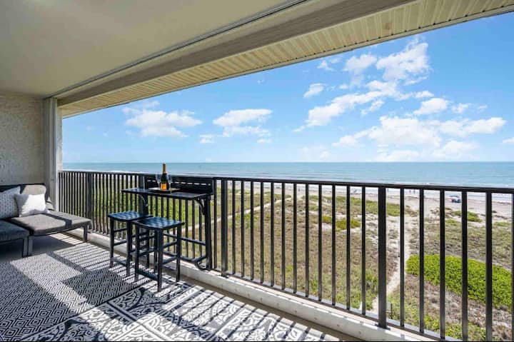 Direct Oceanfront Modern Luxury Condo Sea La Vie - Cocoa Beach, FL
