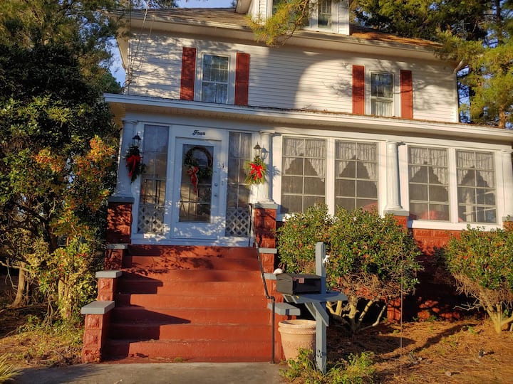 Crisfield Condo Rentals Condos and More Airbnb