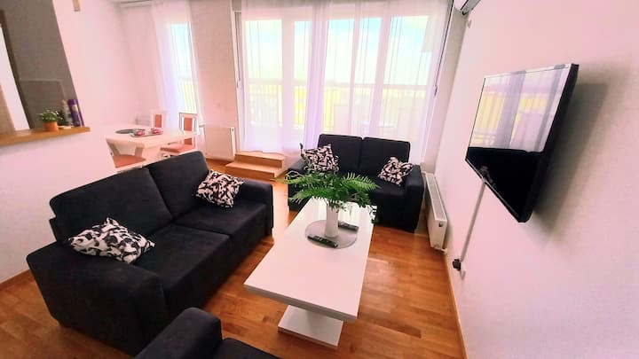 غرفة المعيشة