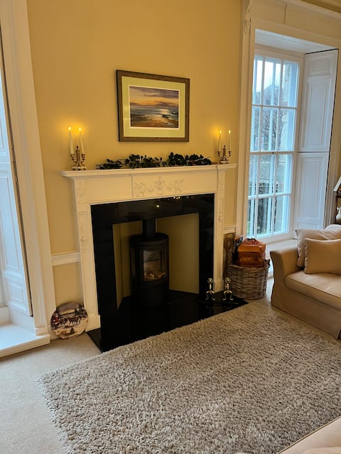 Top Airbnb: Stunning Georgian Harbour apartment in St Leonards