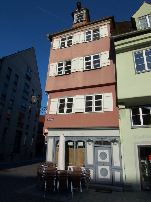 Ferienhaus am Marktplatz mit Stehcafe im EG
