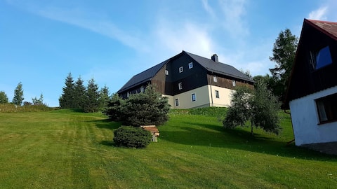 Popular Airbnb listing: Chaloupka Slaměnka Klínovec, spacious apartments in Vejprty