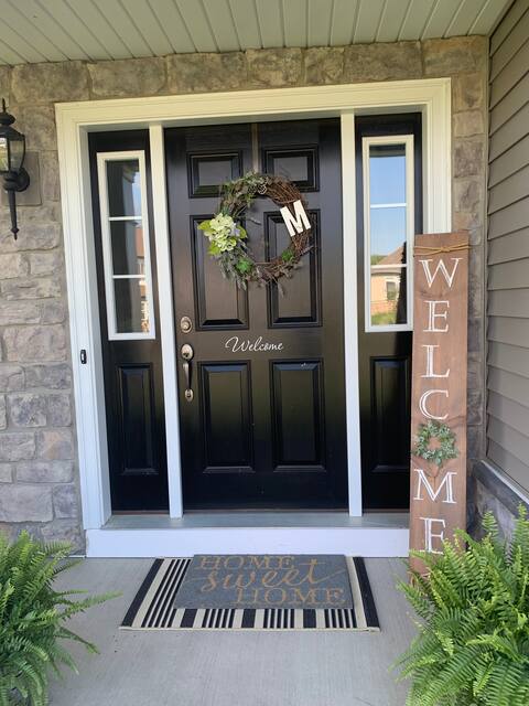 Newer home minutes from PENN STATE games!