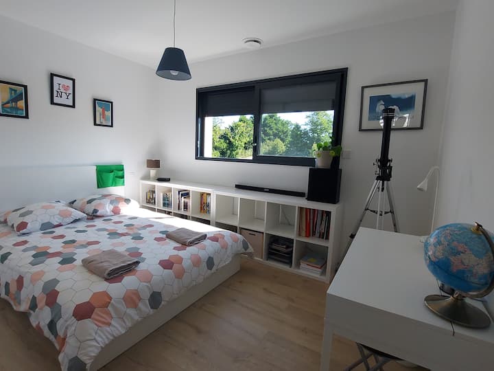 Spavaća soba 1 (pod) Krevet 140 cm