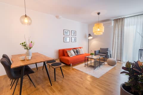 Top Airbnb: City Garden Apartment in Grad Poreč