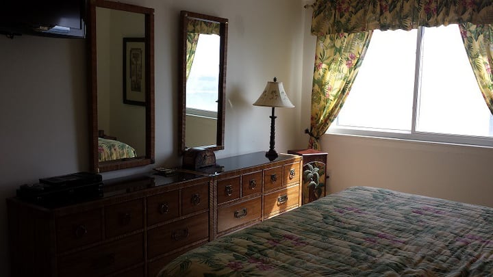 חדר שינה ראשי קינג סייז
