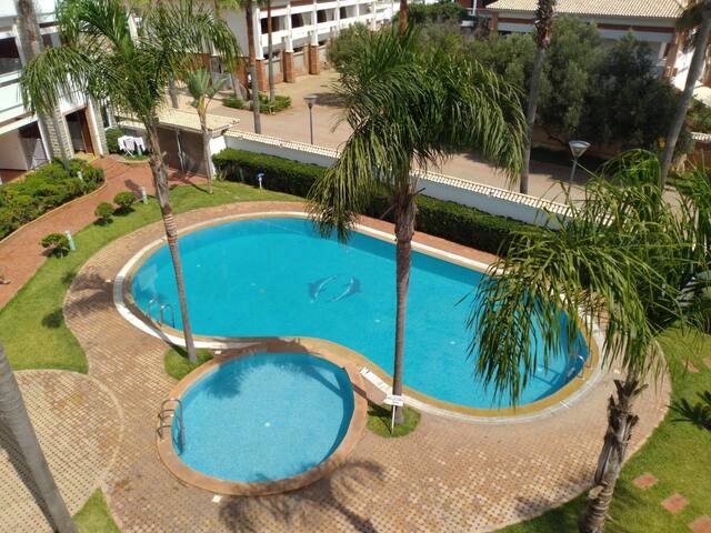 Download La decoration dun condo de plage Desktop Wallpaper