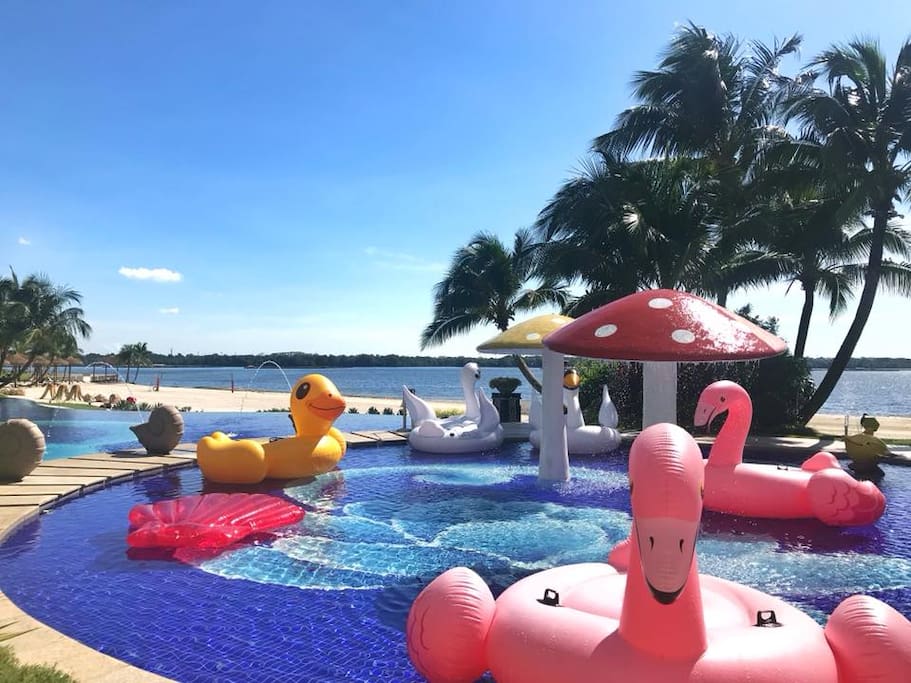 Children swimming pool