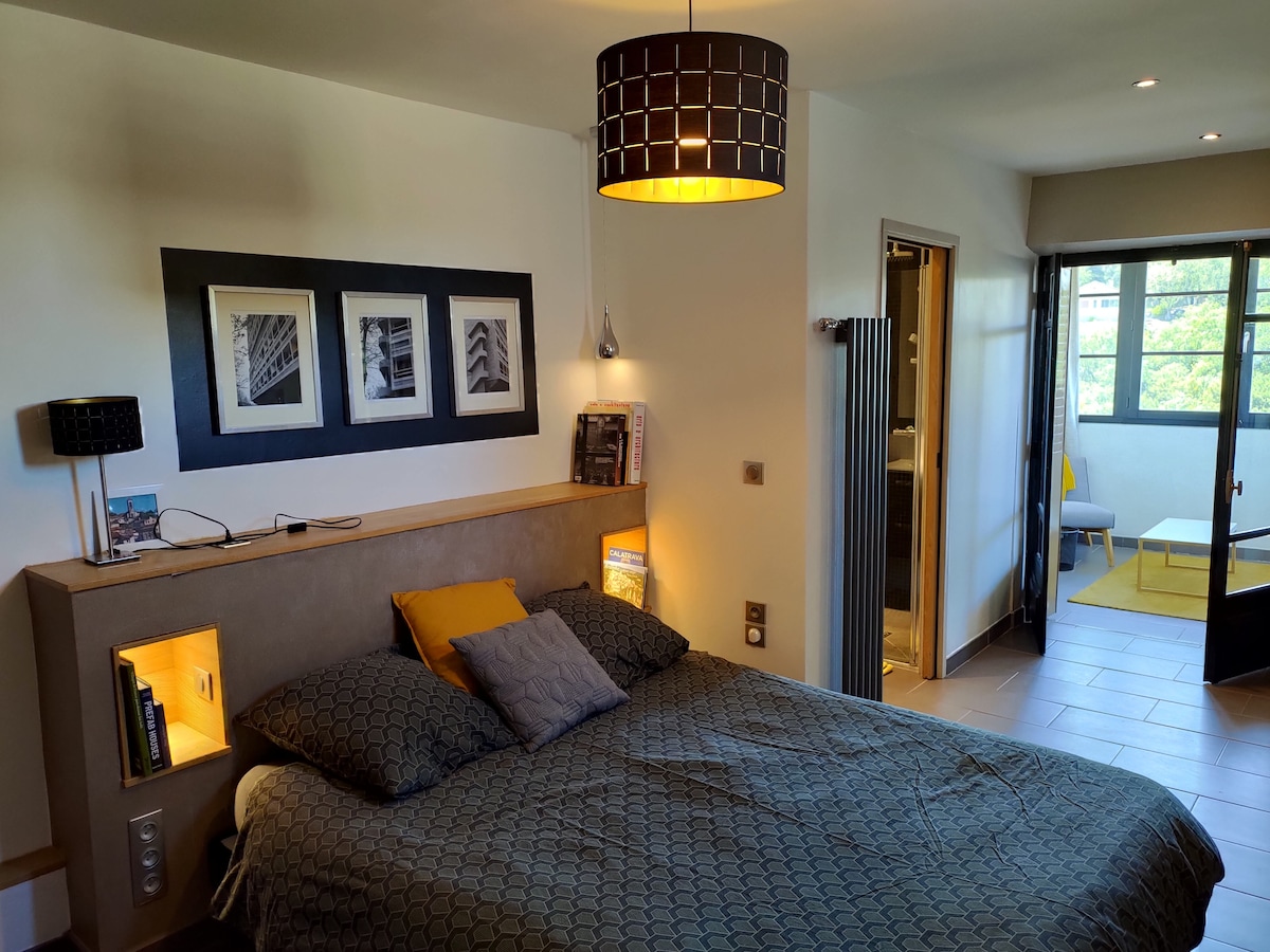 غرفة النوم ، السرير 160 سم