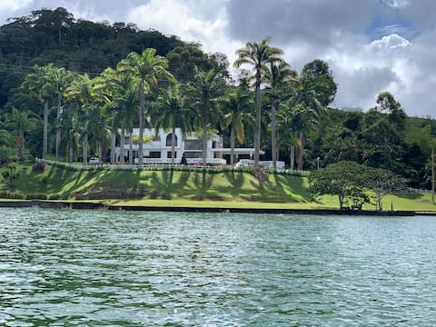 Palmeras del Lago Calima • 400 Mbps Wi-Fi