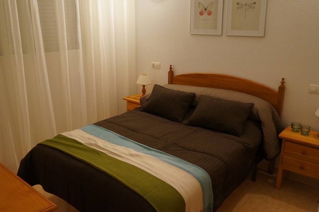 Bedroom with double bed